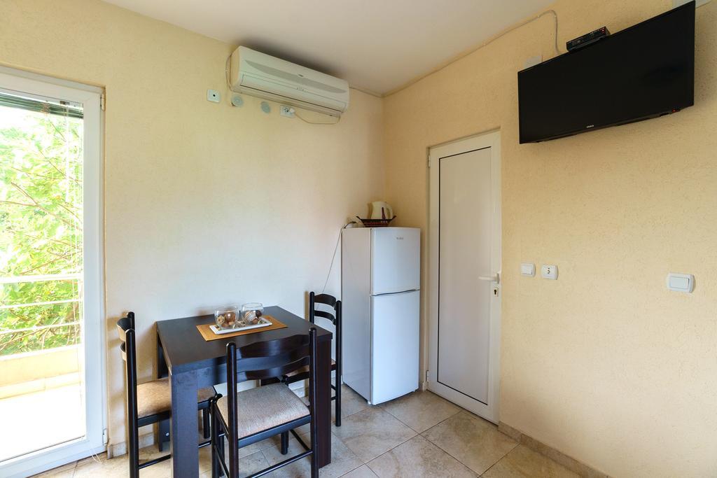Apartments Lora Bar Luaran gambar