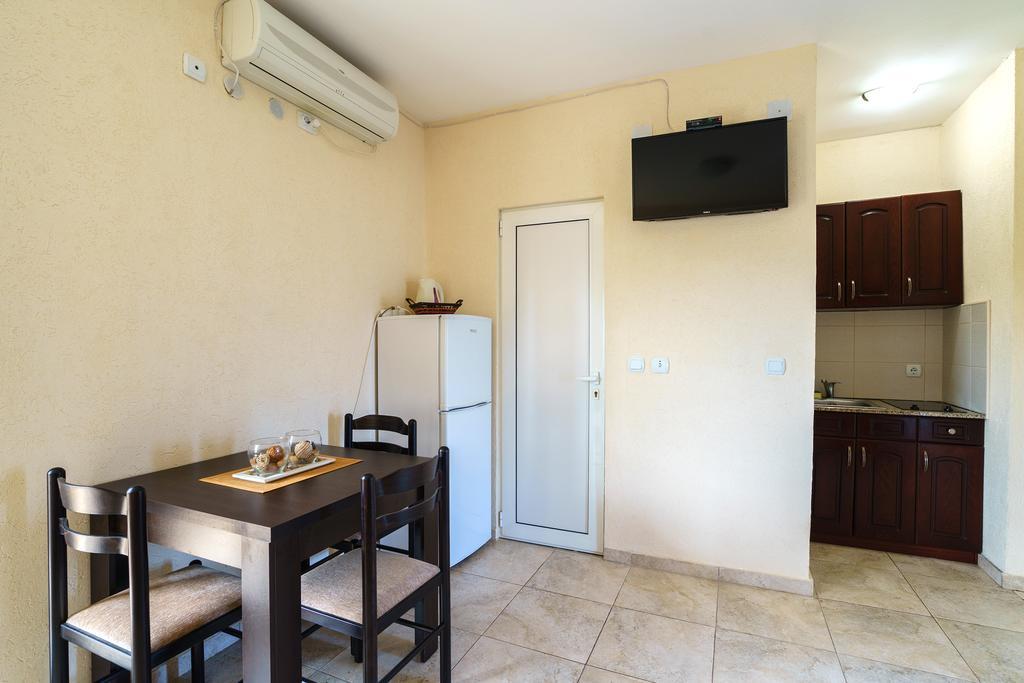 Apartments Lora Bar Luaran gambar