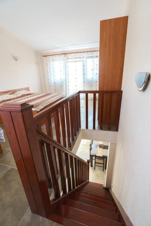 Apartments Lora Bar Luaran gambar