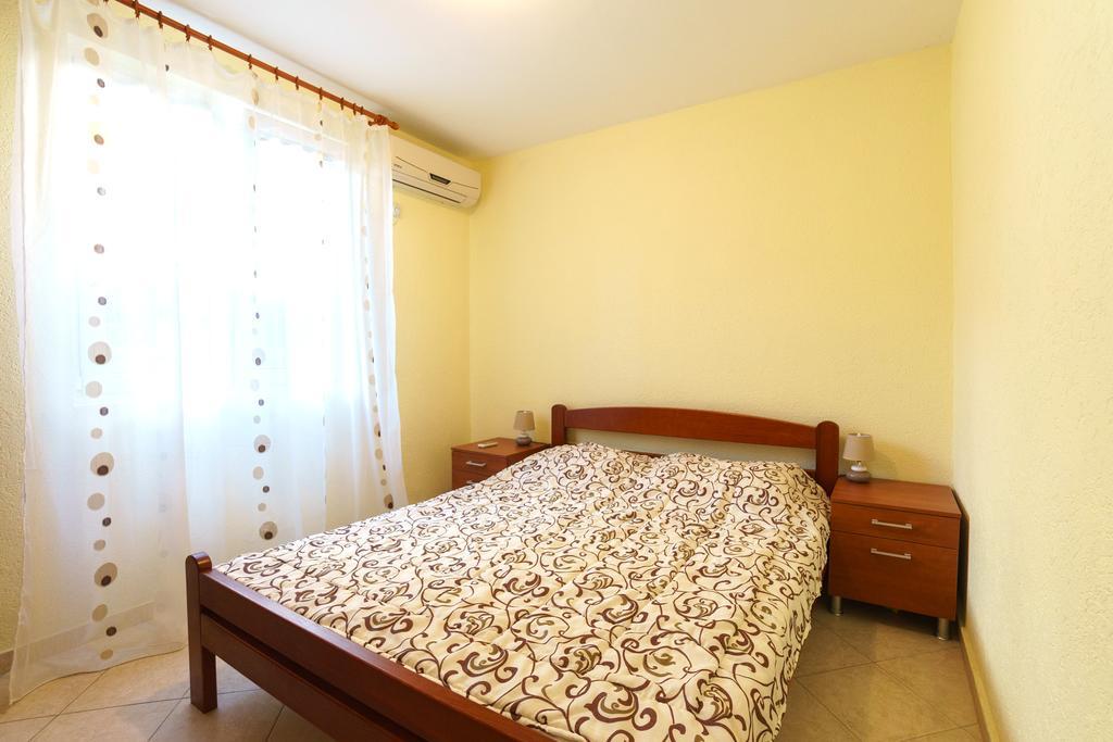 Apartments Lora Bar Luaran gambar