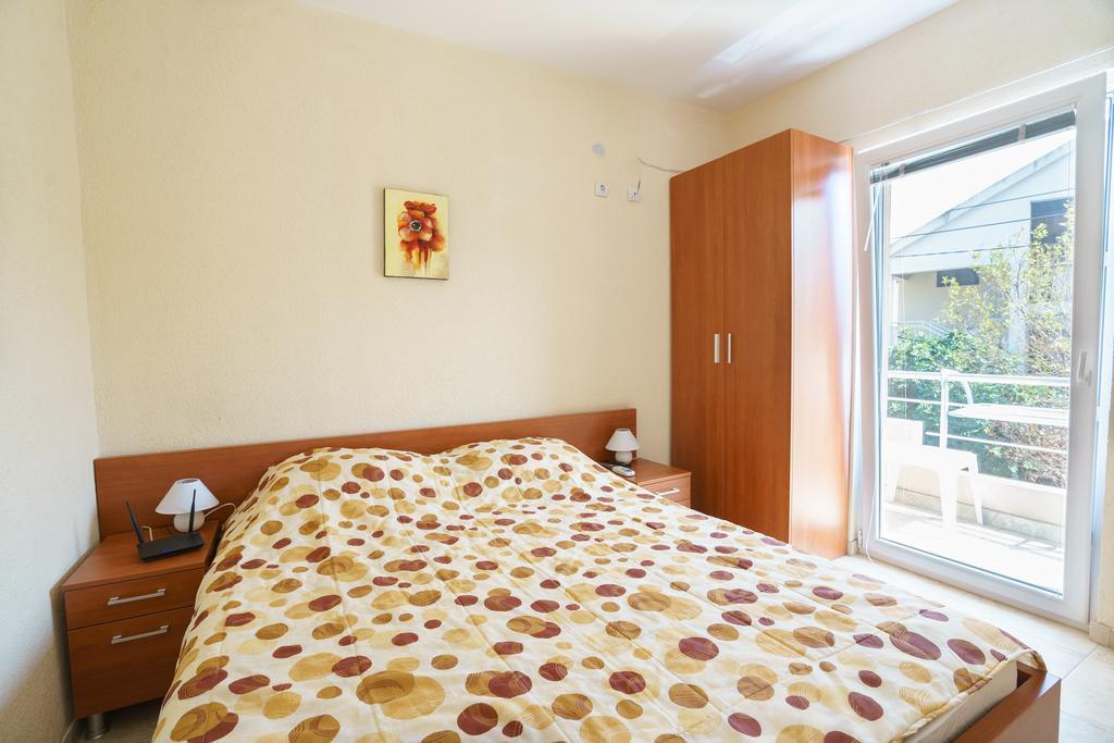 Apartments Lora Bar Luaran gambar